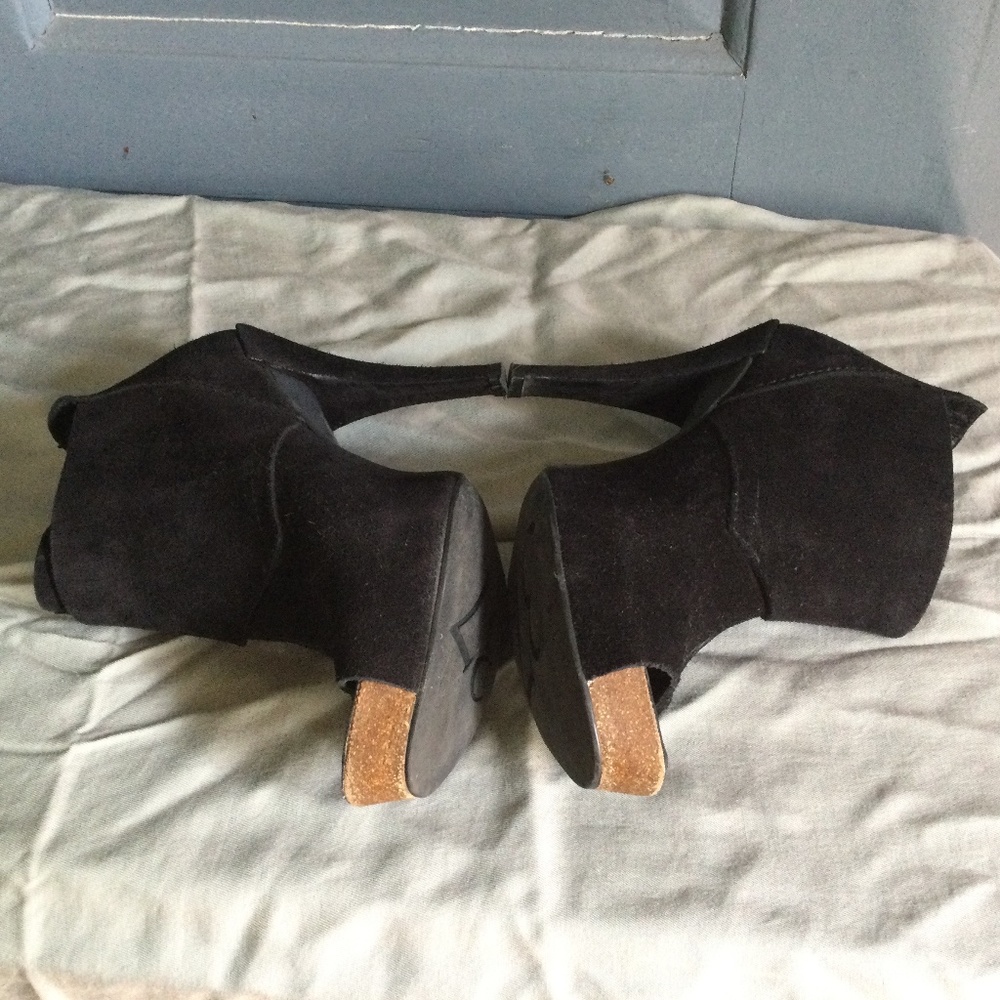 Pedro Garcia Chenoa black suede booties 37 - Picture 2 of 12